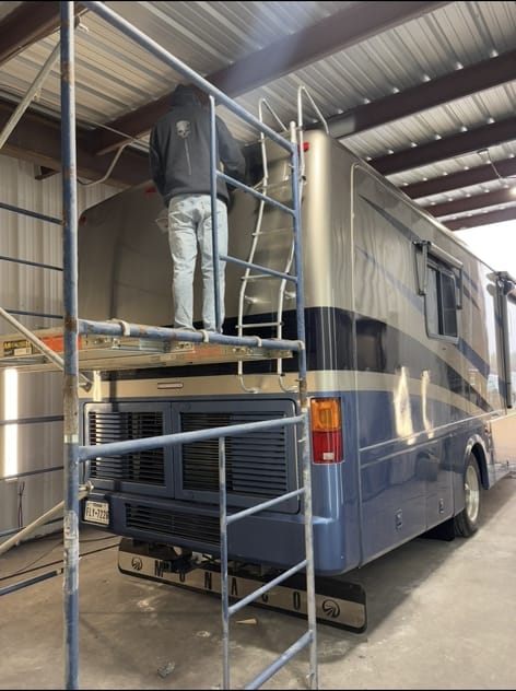 Wranglers "Art in Motion" Auto Body in Granbury, TX (5)