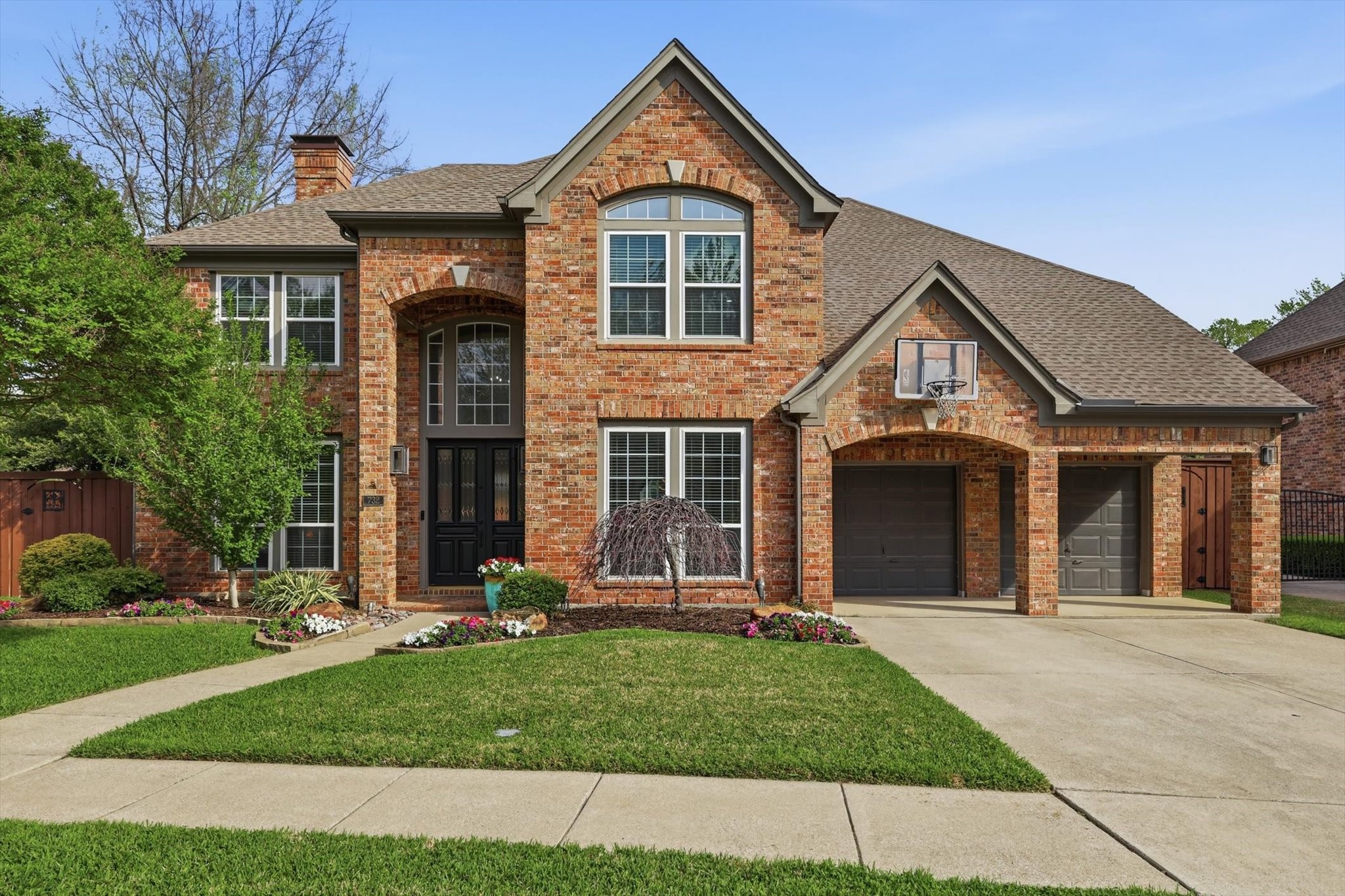 The Hahn Team Real Estate in Duncanville, TX (2)