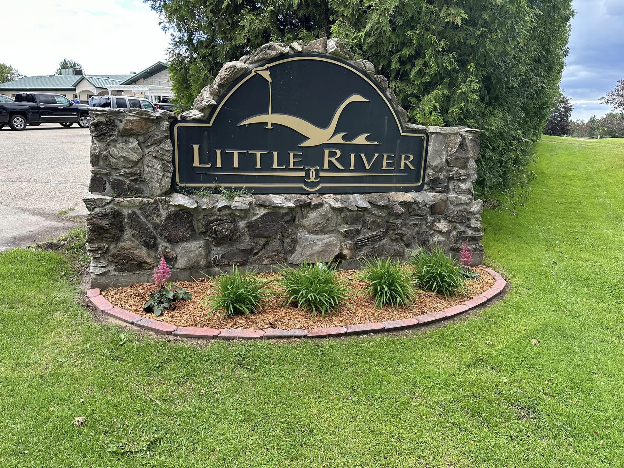 Little River Country Club in Marinette, WI