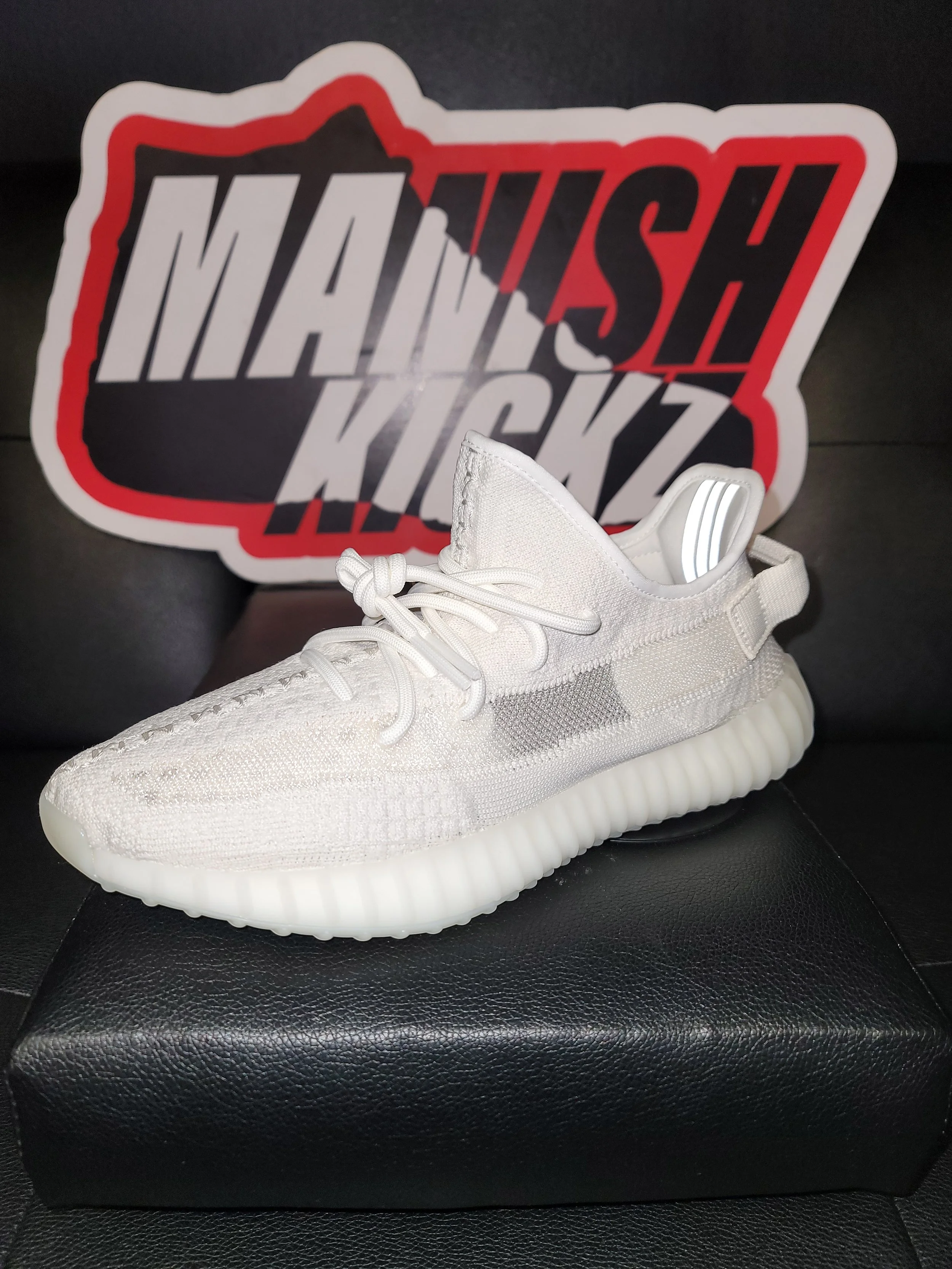 Manish Kickz"Shoetique" in River Rouge, MI