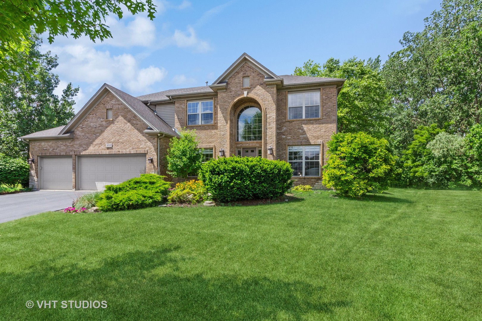 Rachel Blando, Realtor at @properties Christie's International Real Estate in Carol Stream, IL