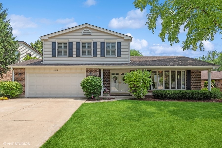 Rachel Blando, Realtor at @properties Christie's International Real Estate in Carol Stream, IL (4)