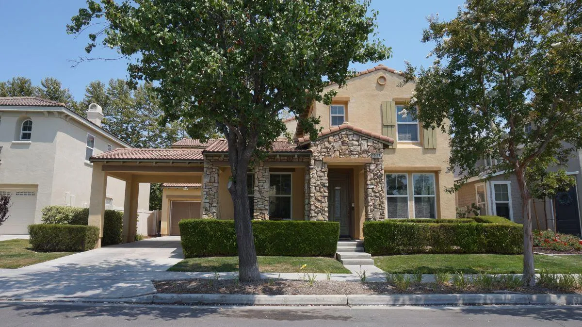 Kathleen Nguyen Realtor in Poway, CA (2)