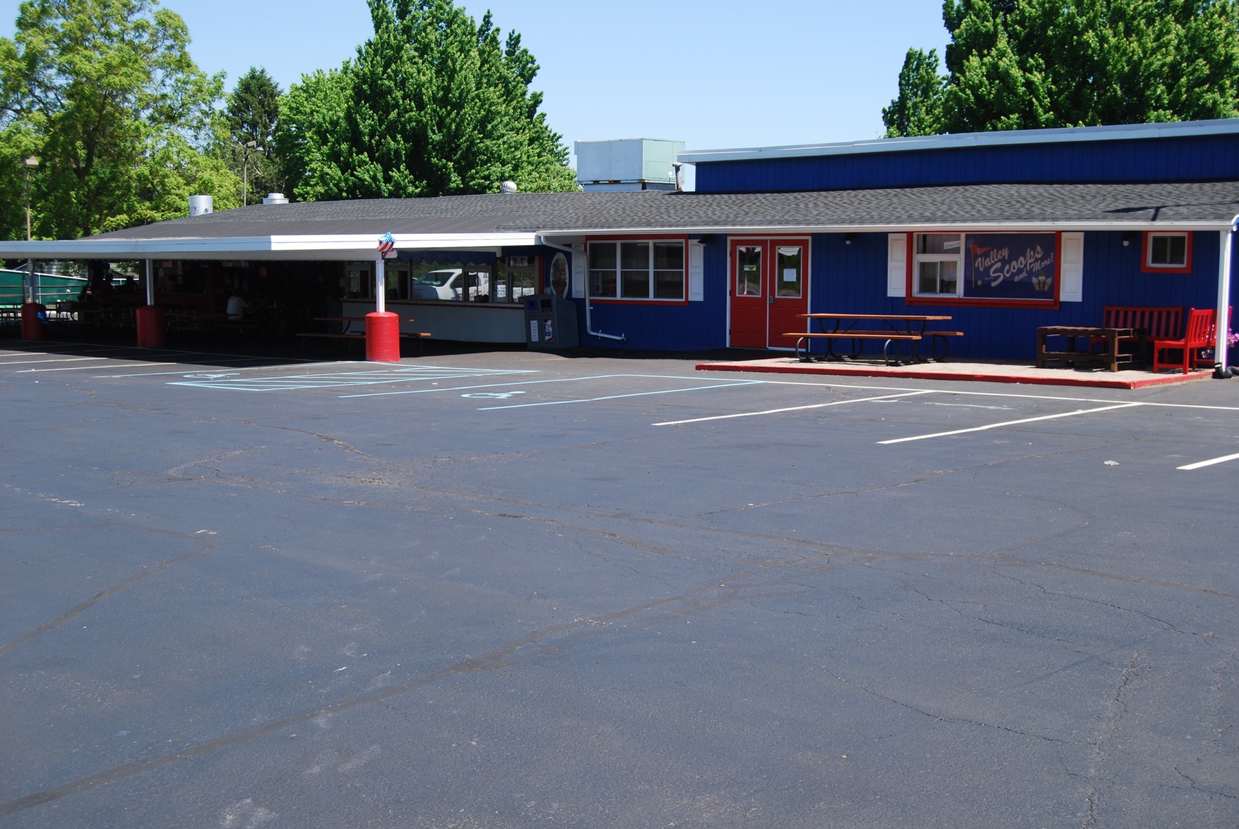Valley Scoops and More in Sugarloaf, PA (4)