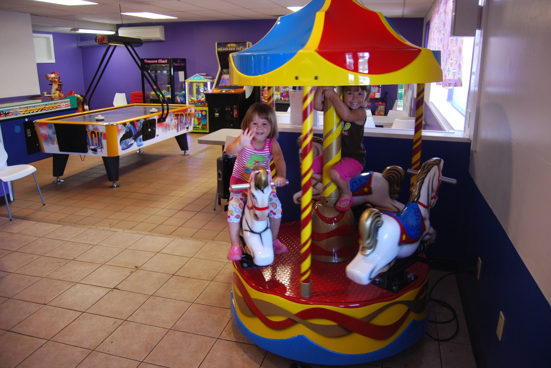 Valley Scoops and More in Sugarloaf, PA (5)