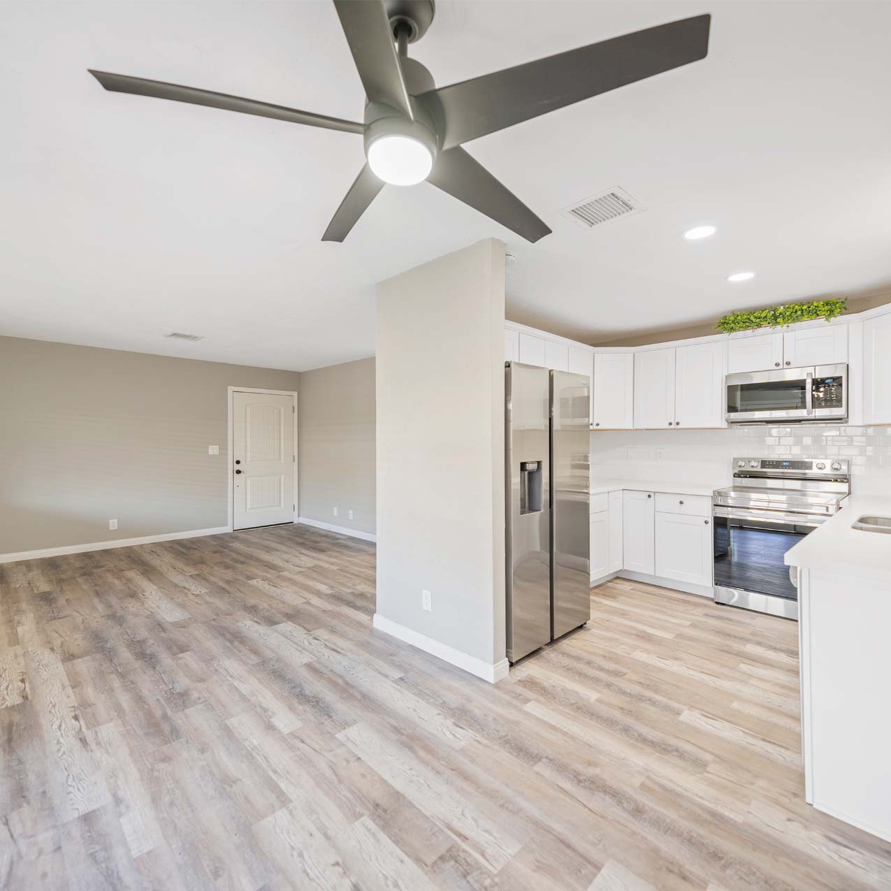 Malone Realty Group - Reliable Realty Inc. in Temecula, CA (4)