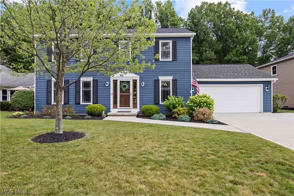 Ashley Kaylor, Real Estate Consultant, The Unstoppable Group - eXp Realty in Sparta, OH (2)