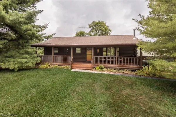 Ashley Kaylor, Real Estate Consultant, The Unstoppable Group - eXp Realty in Sparta, OH (4)