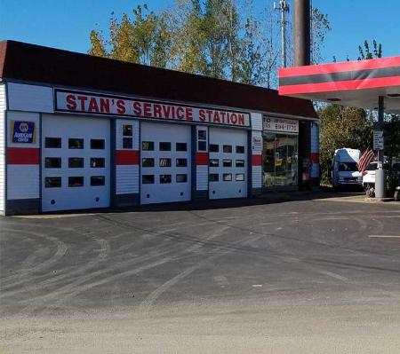 Stan's Service Station in Roselle, IL