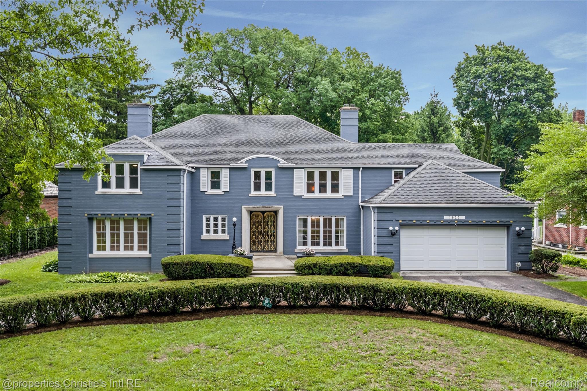 Austin Black II | City Living Detroit | @properties Christie's International Real Estate in Detroit, MI (4)