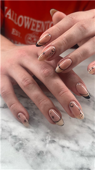 424 Nail Studios in West York, PA (6)