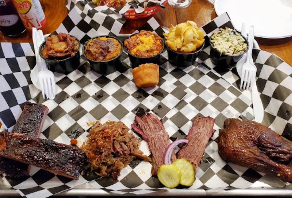 The Spotted Pig BBQ in Fair Play, SC (6)