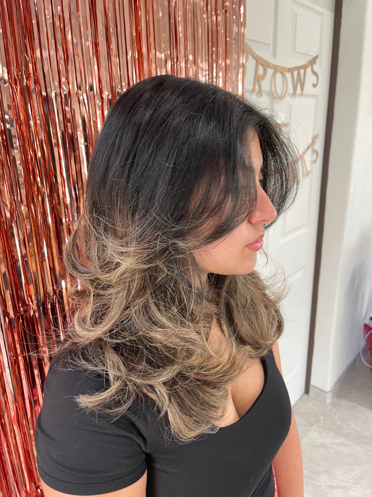 Ineffable Beauty Salon in Buda, TX