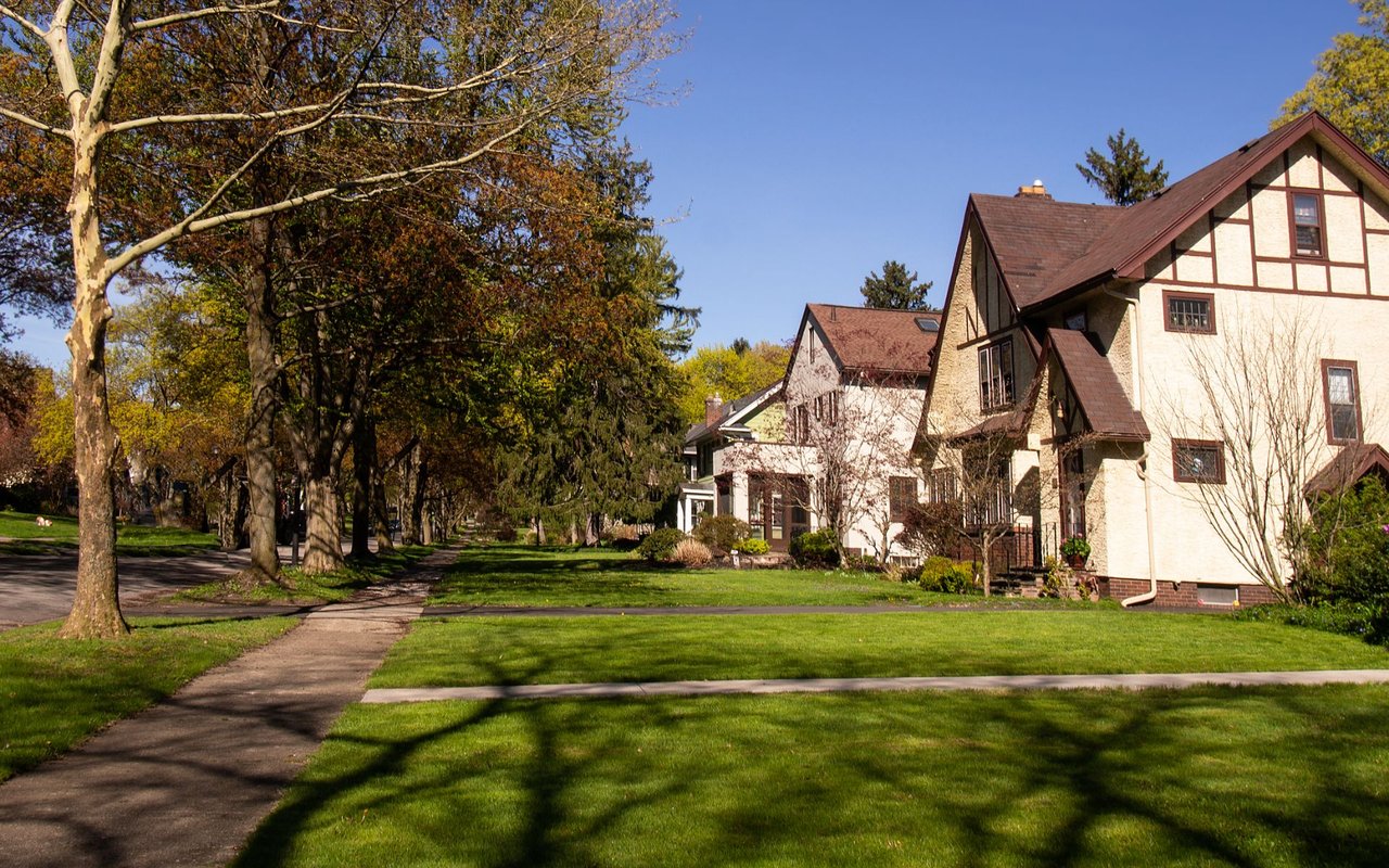 Roseanna Tedone Scarsdale | Westchester | Greenwich Real Estate Agent | Houlihan Lawrence in Scarsdale, NY (3)