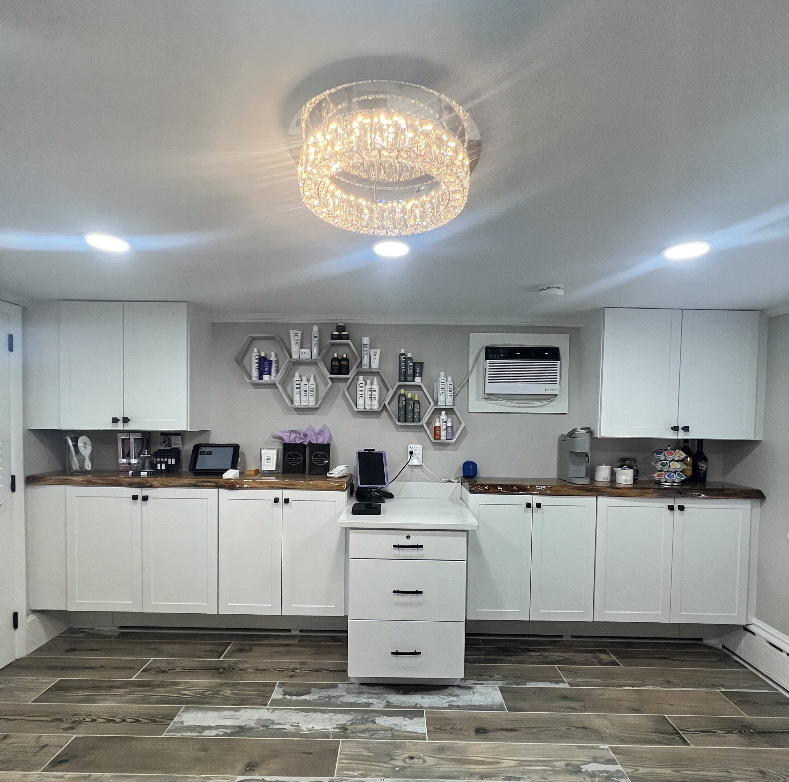 Velvet Luxe Salon, LLC in Spring City, PA (2)
