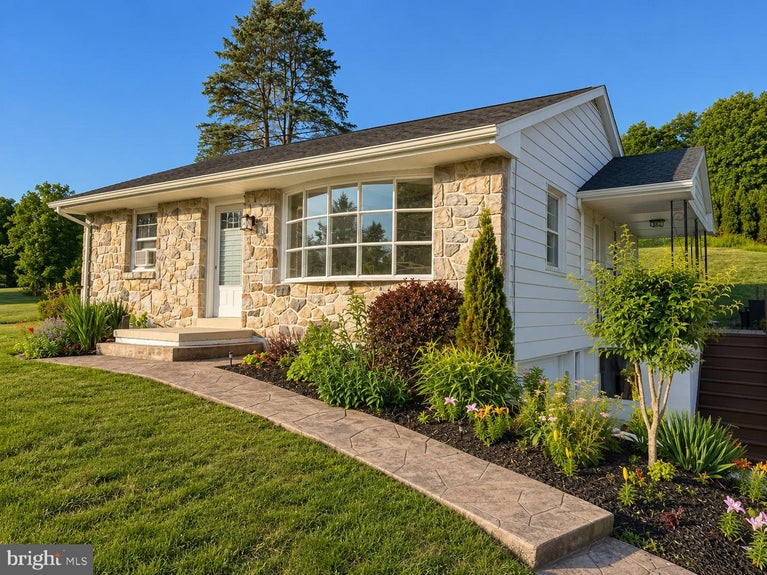 Glocker Realty & Insurance in Boyertown, PA (5)
