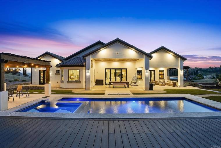 Kevin Chhum, Best Real Estate Agent in San Diego in National City, CA (5)