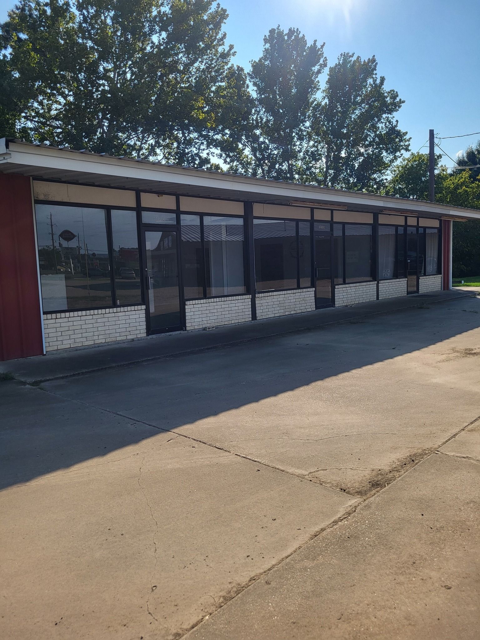 Hooks Tire Services in Hooks, TX