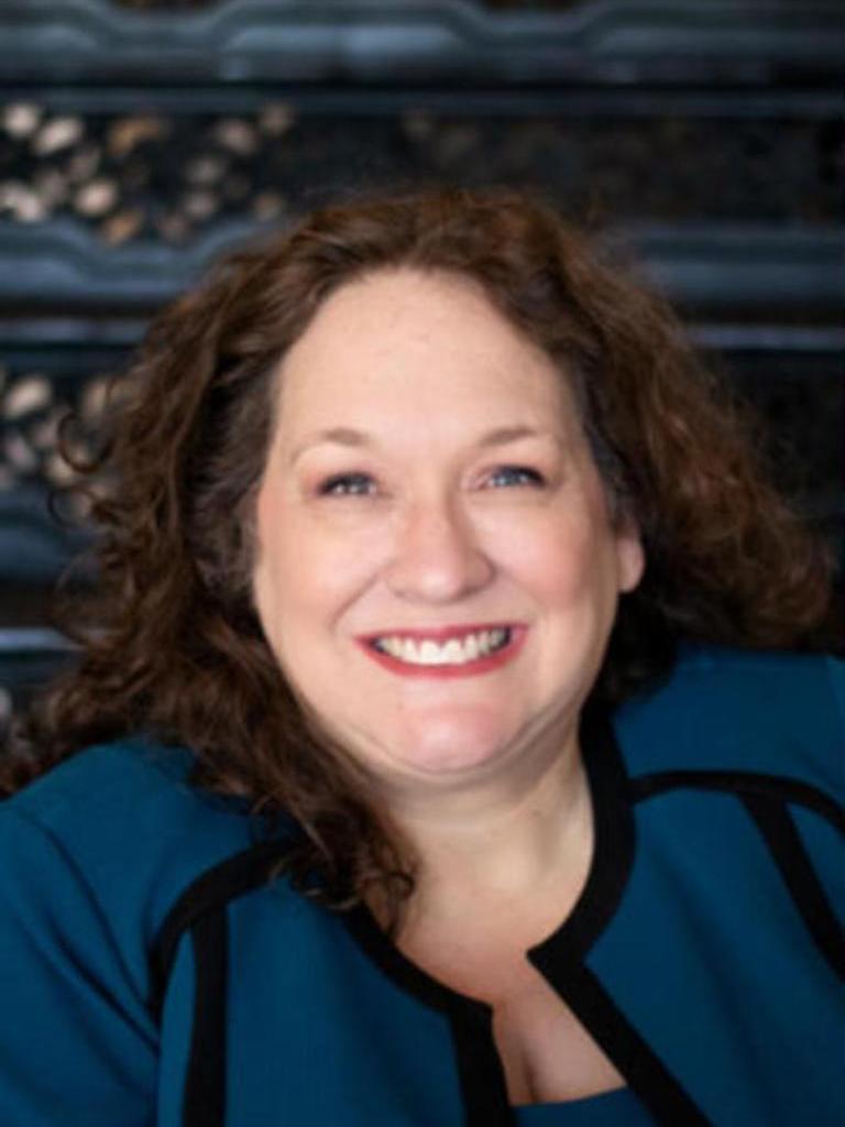 Paula Kotarakos - Realtor in Mebane, NC (6)
