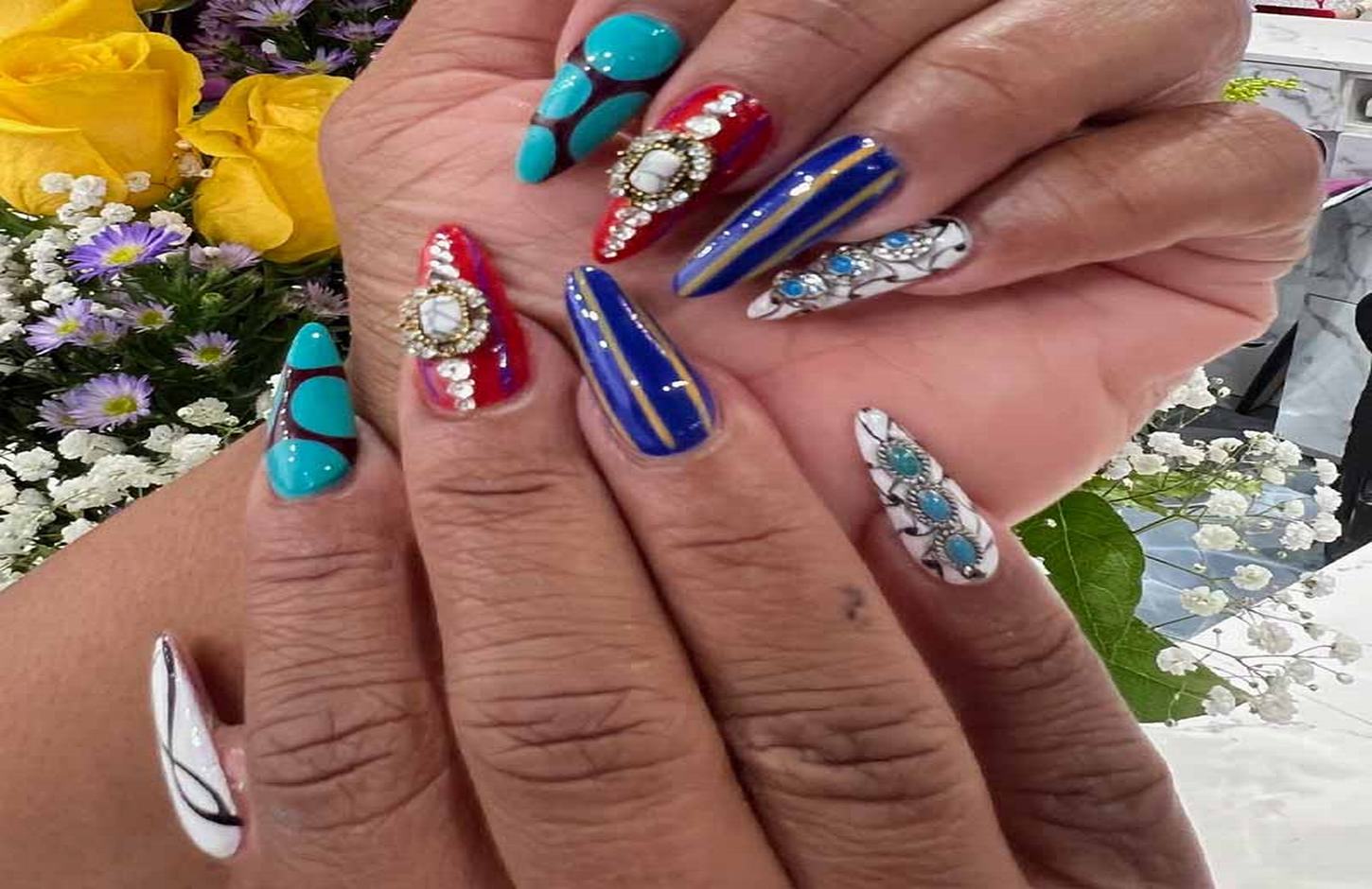Lux Nails Bar in Pomona, CA (4)