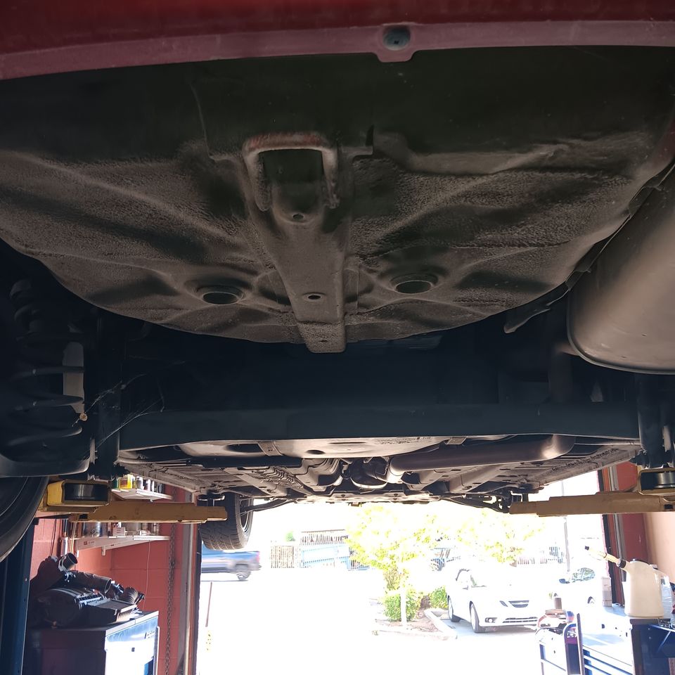 Johnny's Radiator and Auto Repair in Victorville, CA (4)