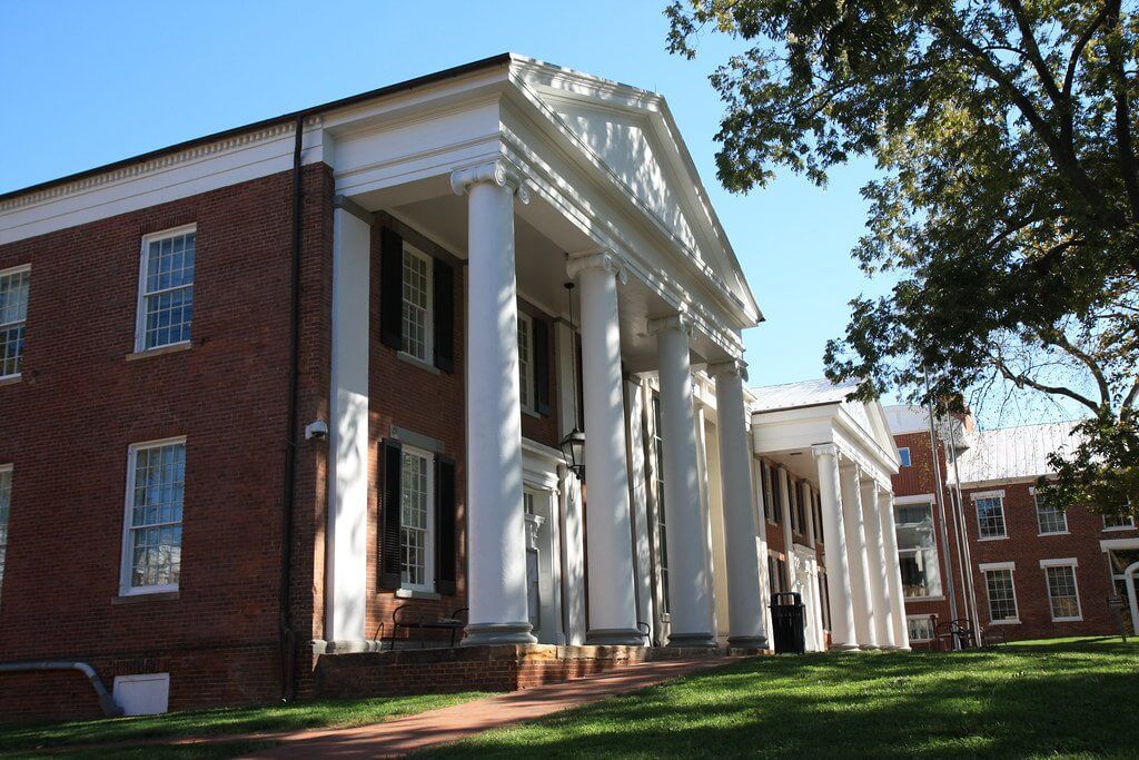 The Abregu Real Estate Group in Ashburn, VA (6)