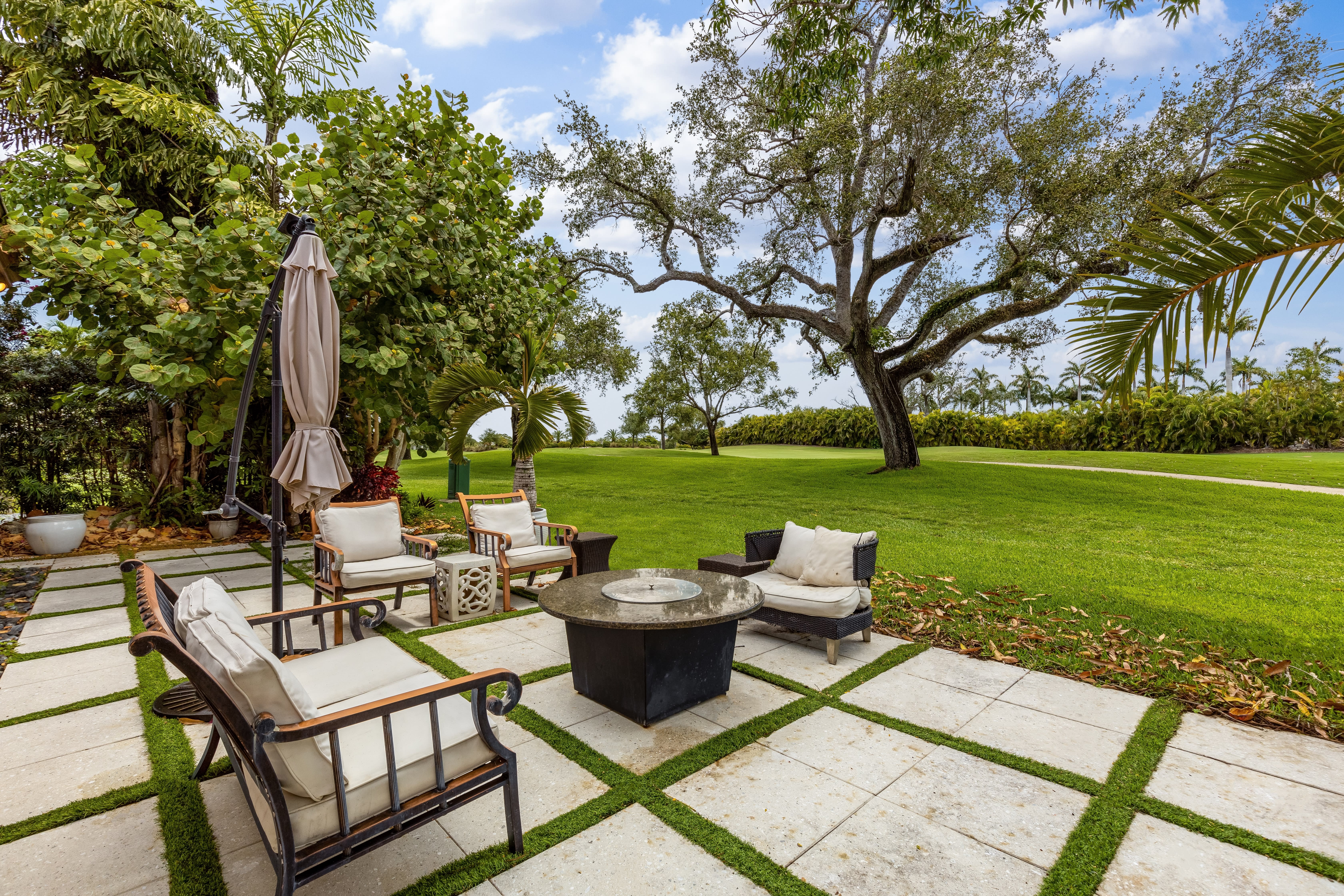 Logan Realty, Inc in West Palm Beach, FL