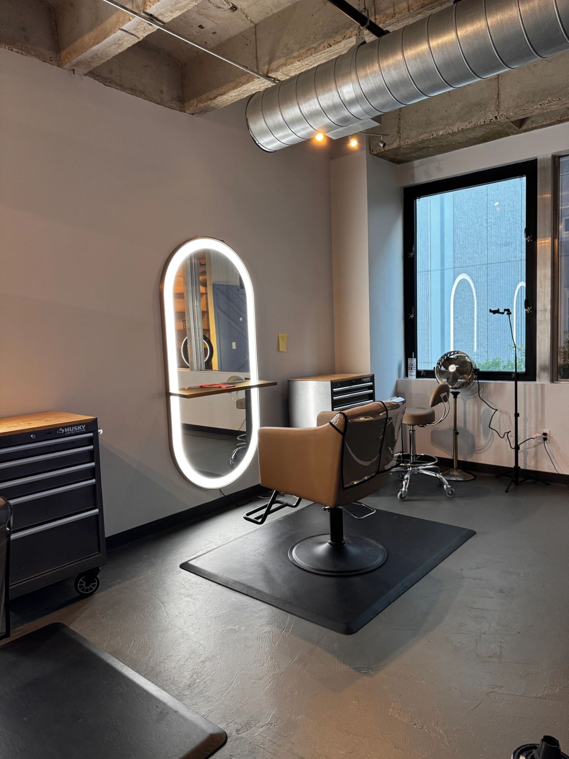 Blue Leaf Salon in Jacksonville, FL (2)