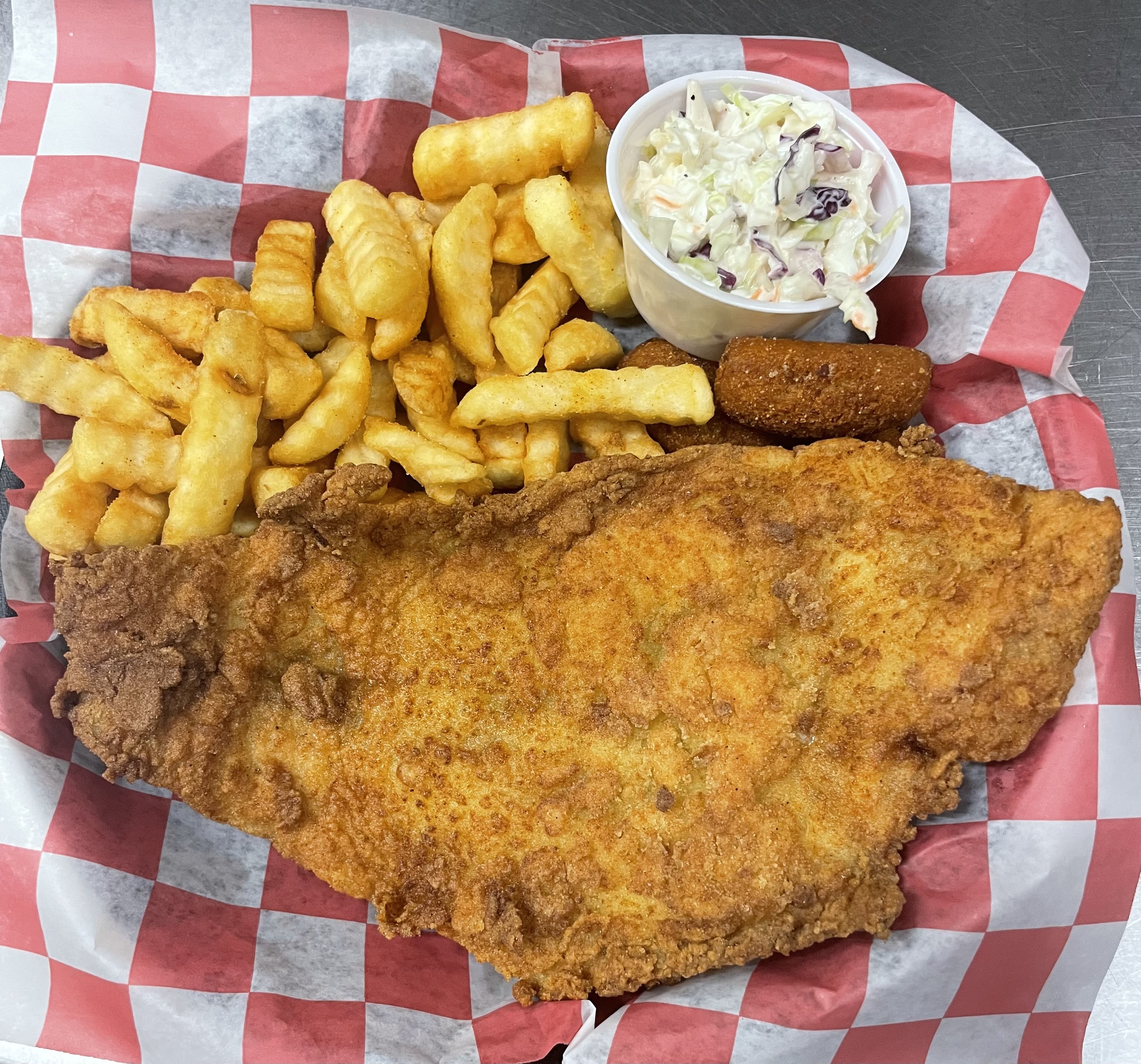 JOEYS Grill & Tap in New London, NC (3)