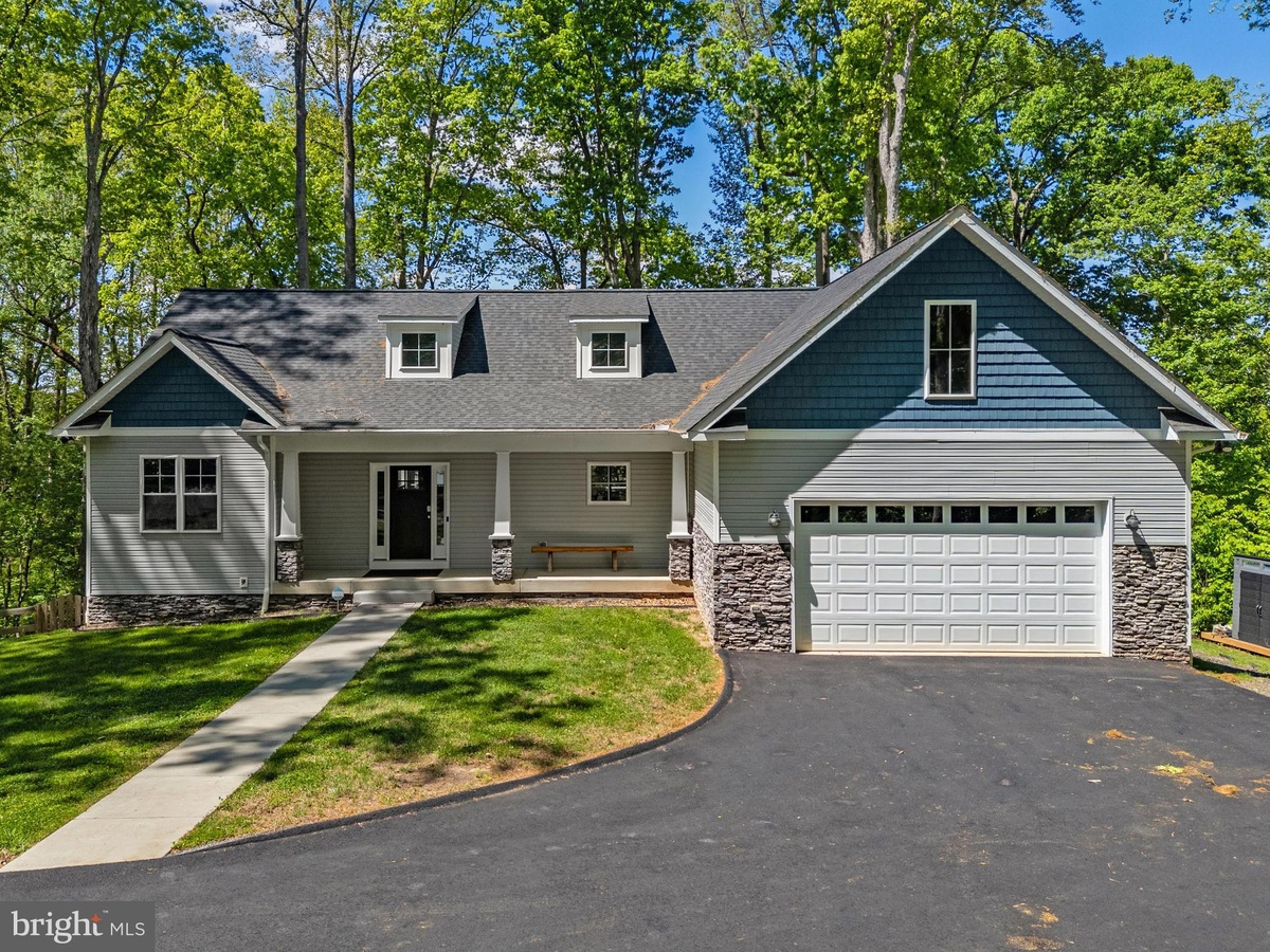 The Ashley Hoffman Group in Mineral, VA (5)