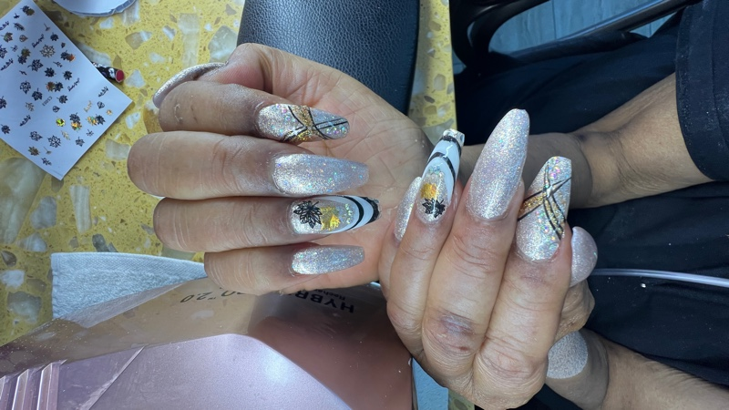 AWESOME NAILS -ON MAY 10% OFF FOR ALL MOMS in Peachtree City, GA (5)