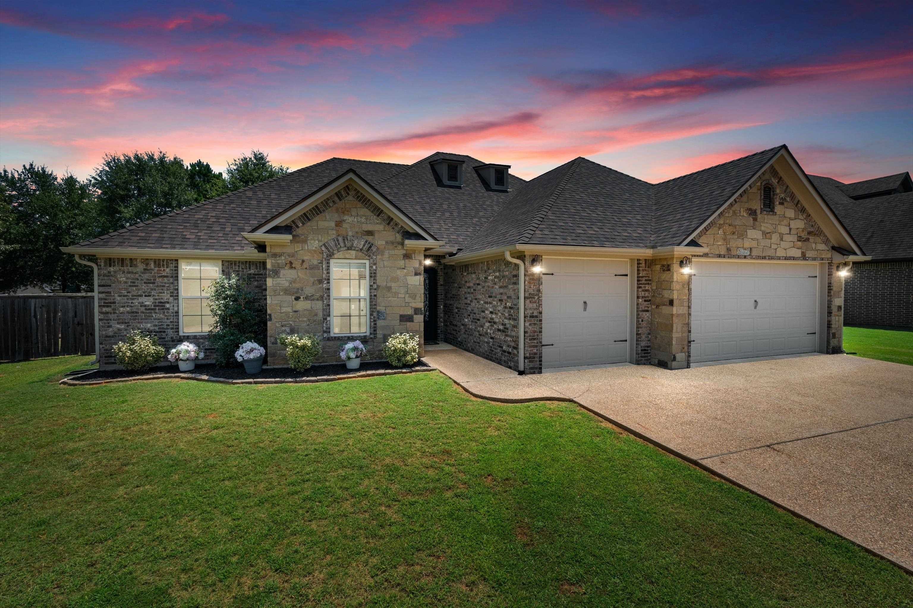 Lisa J Turner, Realtor in Vancourt, TX