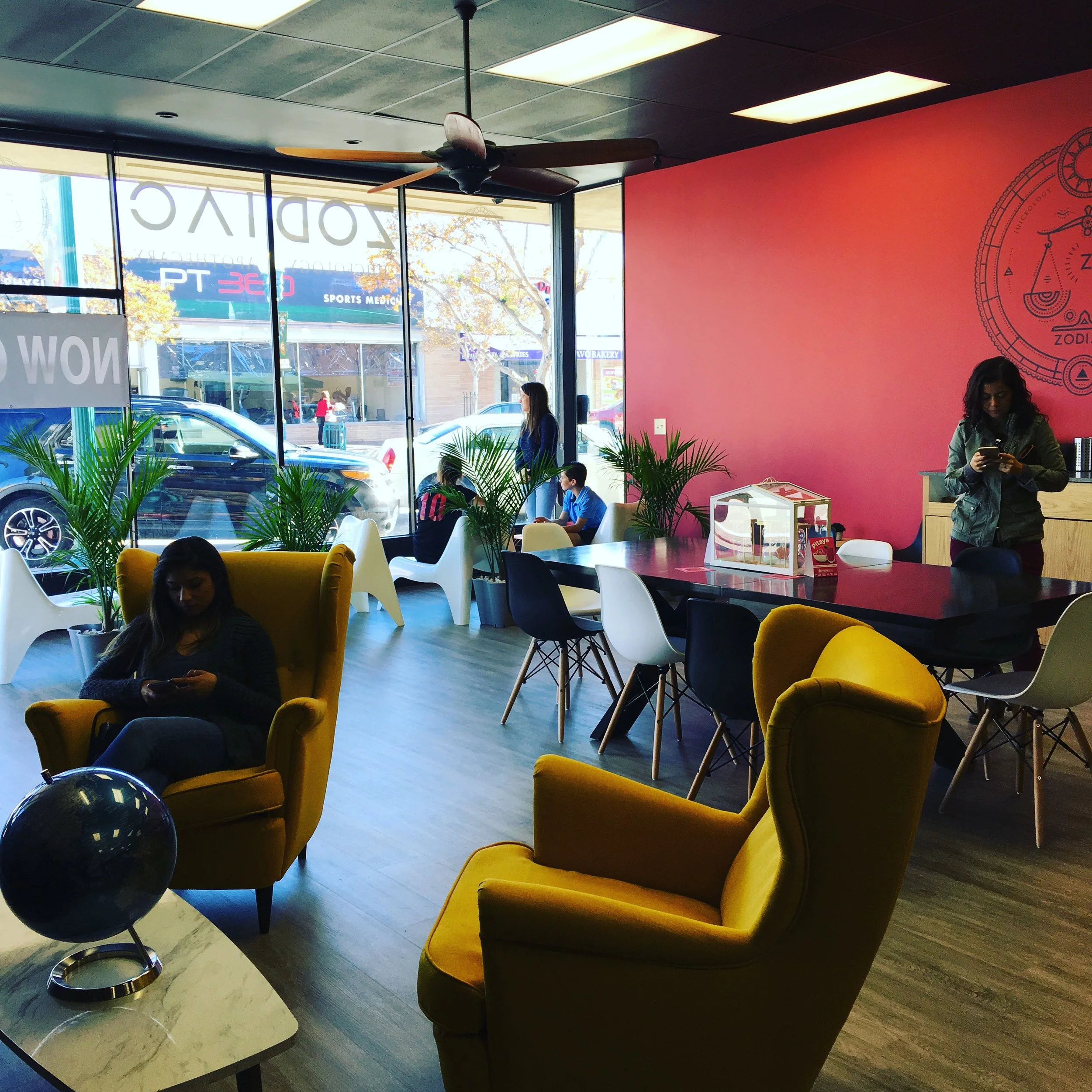 Zodiac Juiceology & Apothecary in Covina, CA (2)