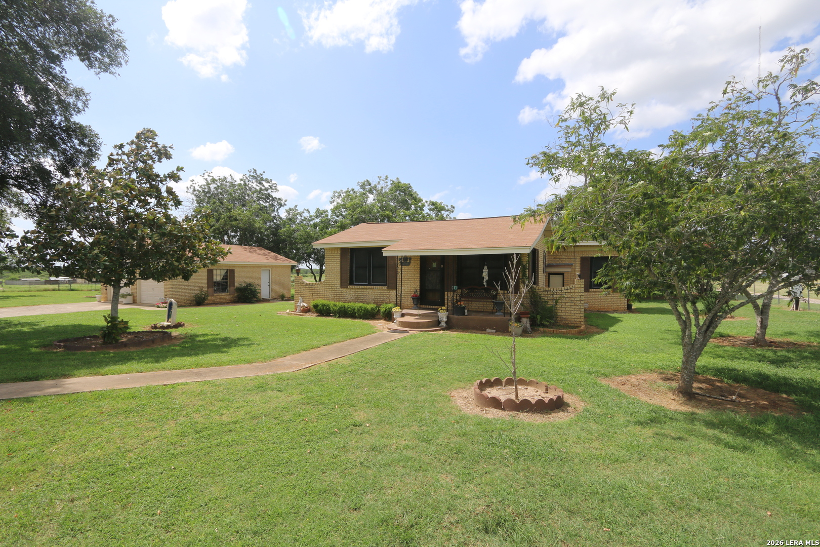 Foster Family Real Estate, Inc. in La Vernia, TX