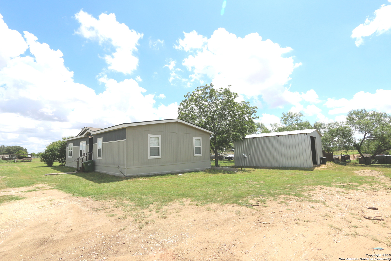 Foster Family Real Estate, Inc. in La Vernia, TX (6)