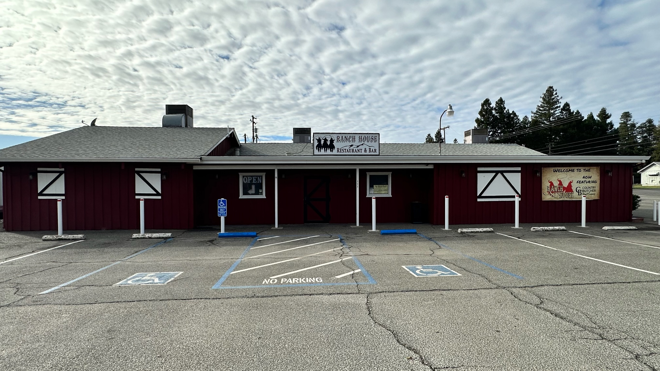 Ranch House | Restaurant & Bar in Yuba City, CA (2)