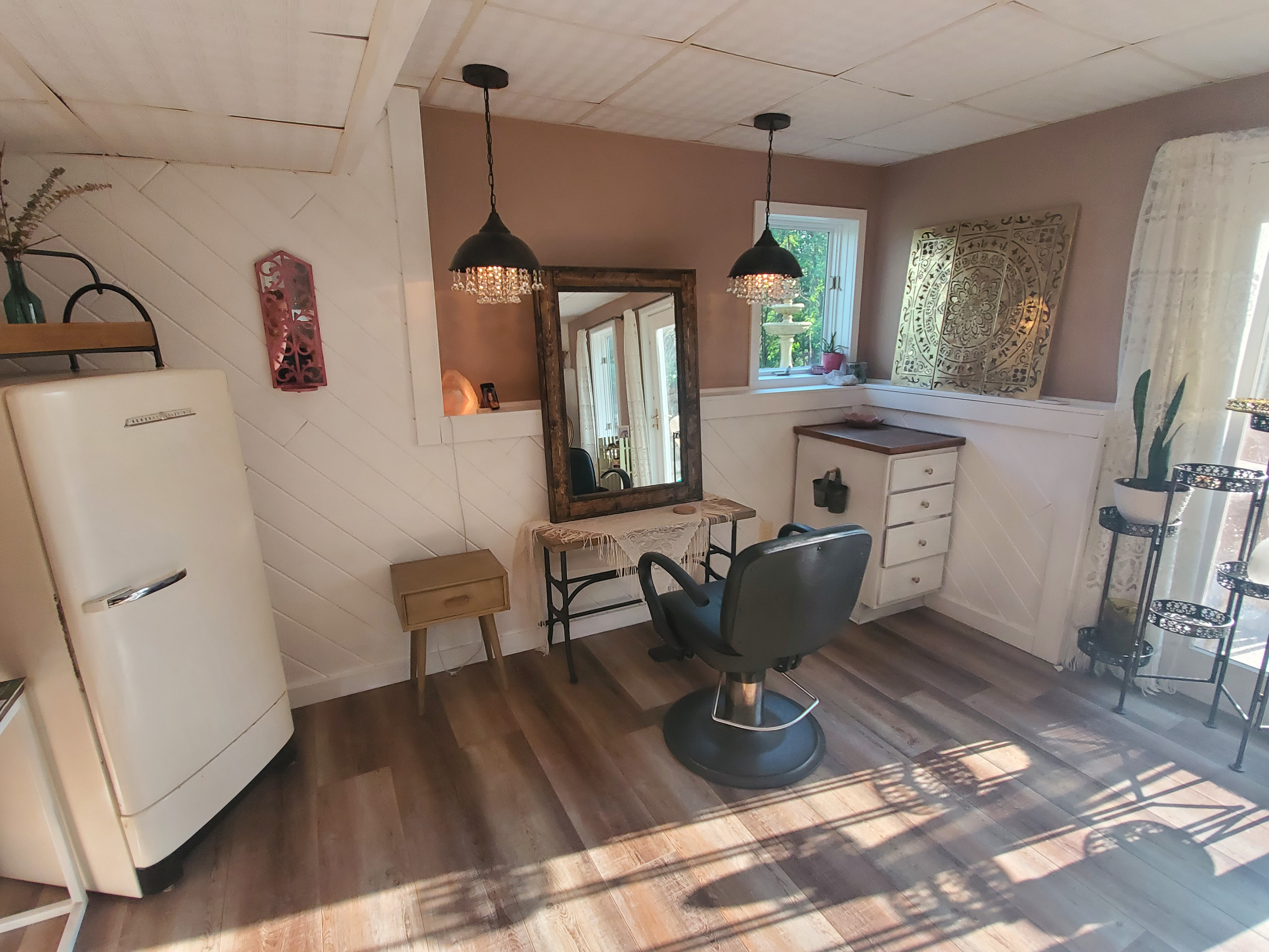 Swiss Roots Hair Salon in New Glarus, WI