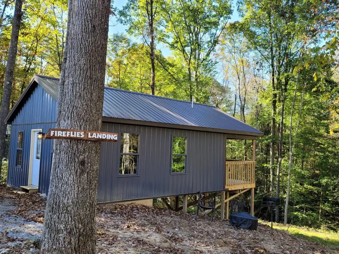 AVENWOOD CABINS in New Straitsville, OH (2)