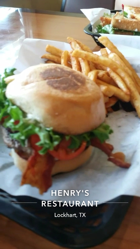 Henry's Restaurant in Lockhart, TX (4)