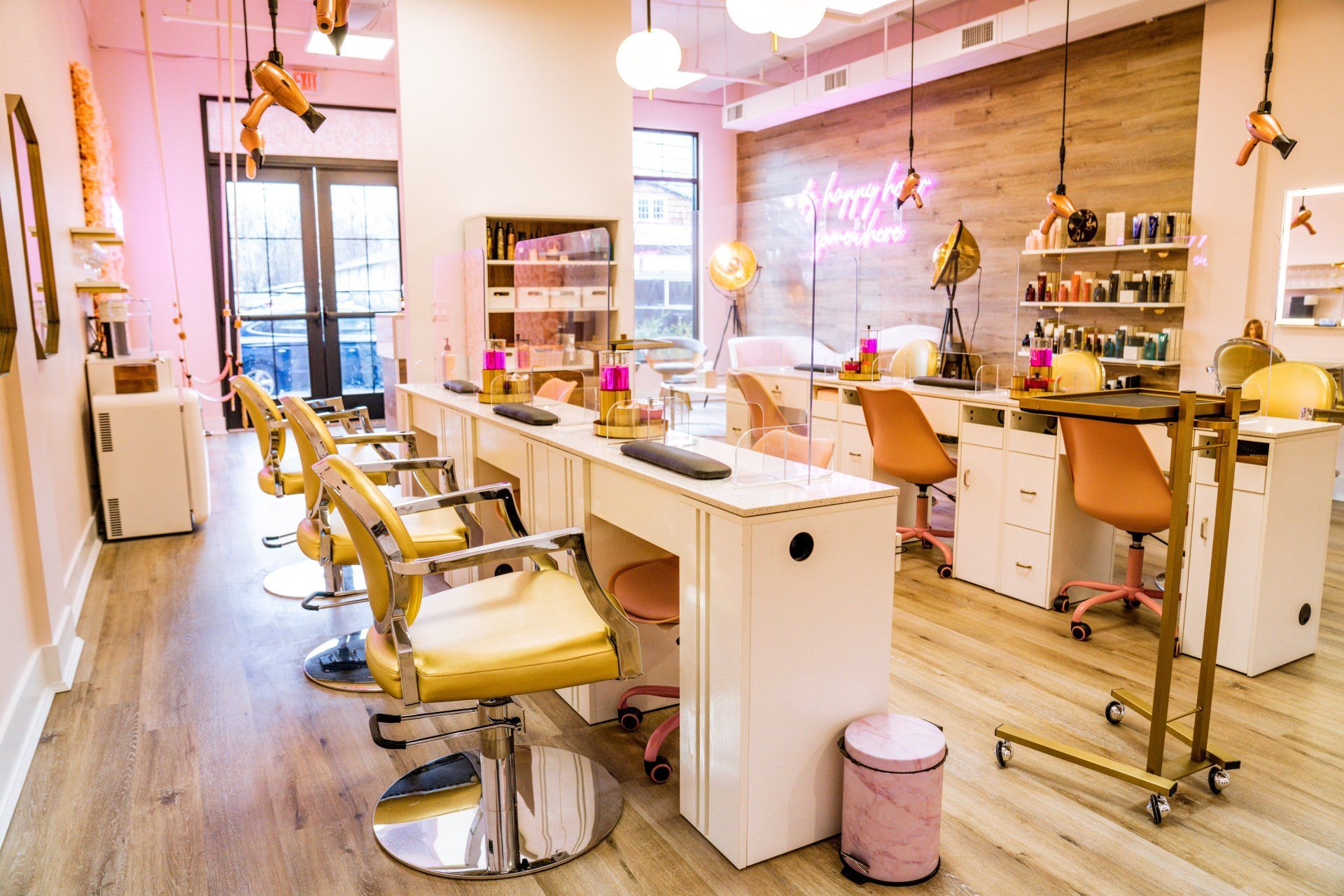 Polished Pub - Hair & Nail Bar in Park Ridge, NJ (4)