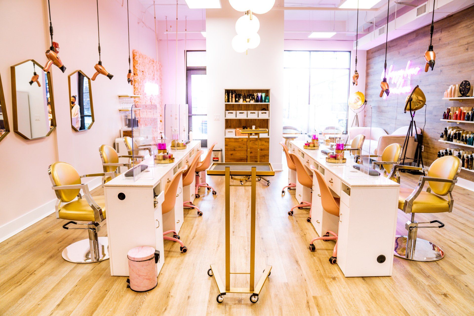 Polished Pub - Hair & Nail Bar in Park Ridge, NJ (5)