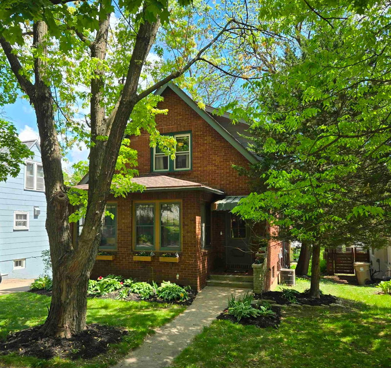Assist-2-Sell - Homes 4 You Realty in Middleton, WI