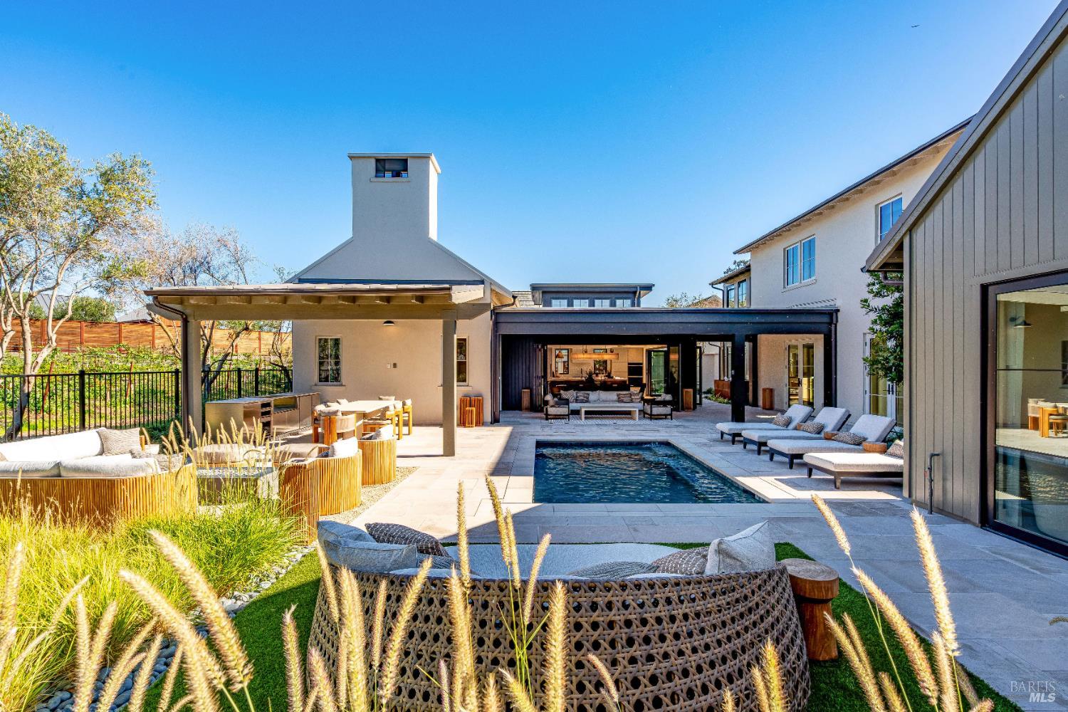 Hillary Ryan Group, Sotheby’s International Realty in St Helena, CA (4)