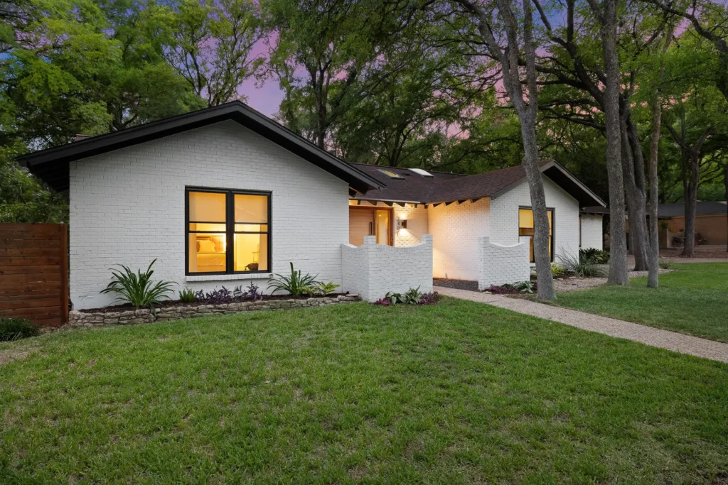 Michelle Hendrix :: Austin Tx Realtor :: Austin Real Estate Agent in Fischer, TX (4)