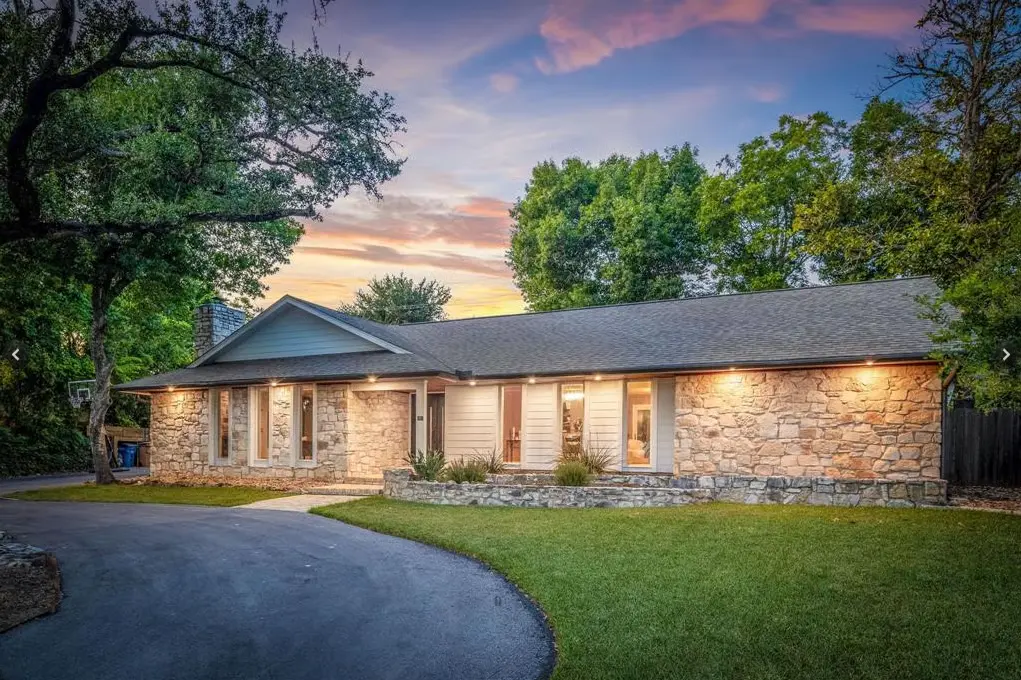 Michelle Hendrix :: Austin Tx Realtor :: Austin Real Estate Agent in Fischer, TX (6)