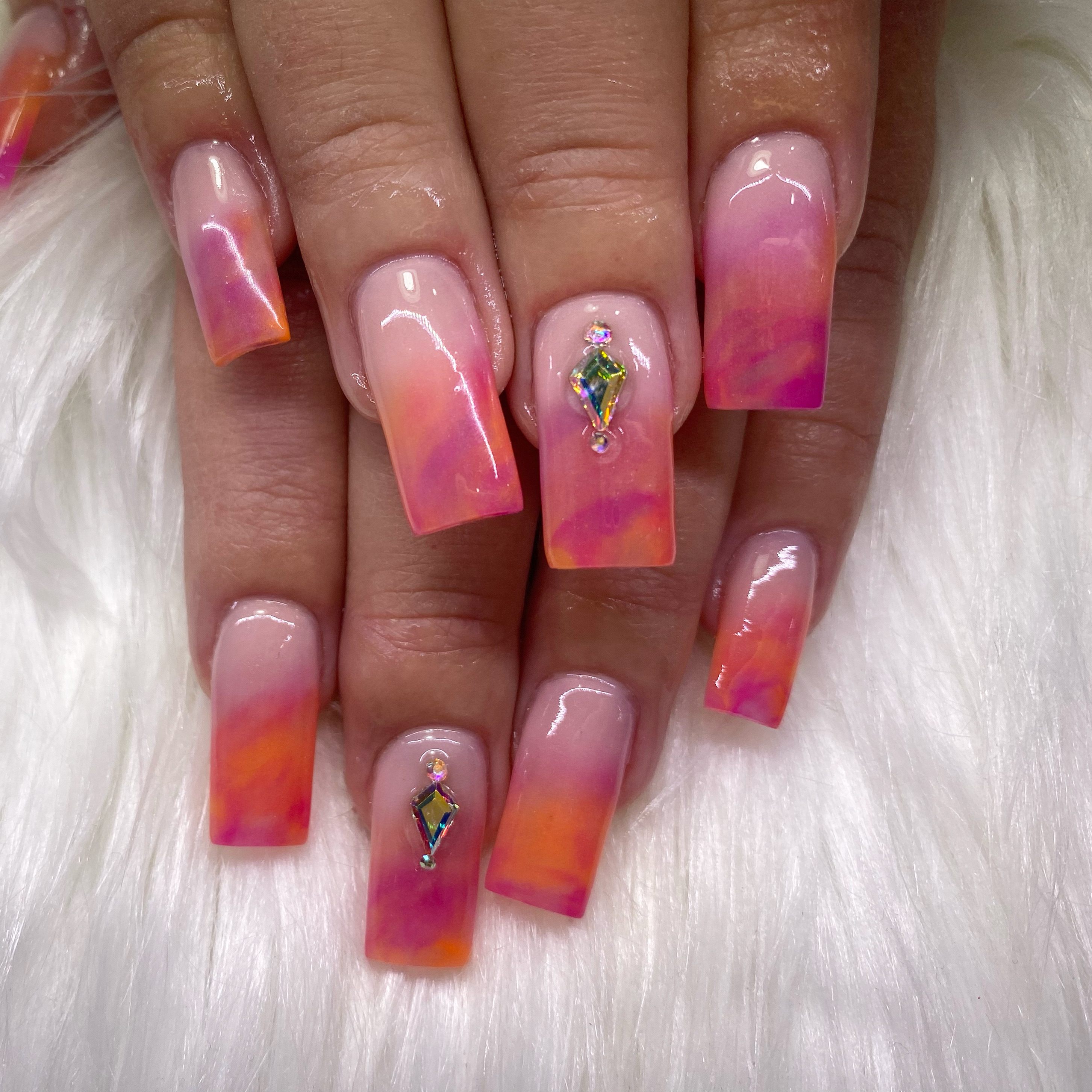 Bell’s Lux Nail Lounge in Boardman, OH (2)