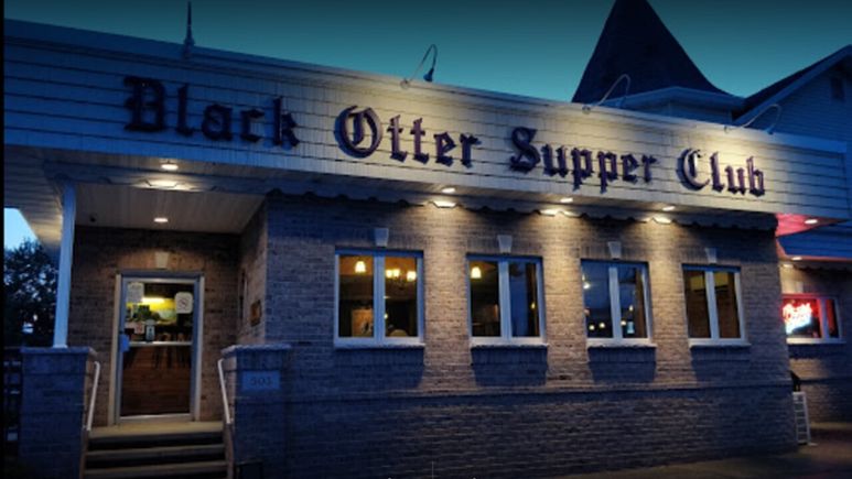 Black Otter Supper Club in Hortonville, WI (4)