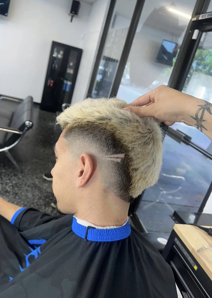 Authentic Kuts in Bakersfield, CA (2)