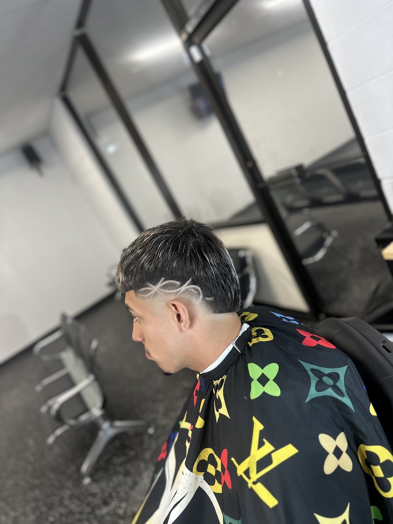 Authentic Kuts in Bakersfield, CA (5)