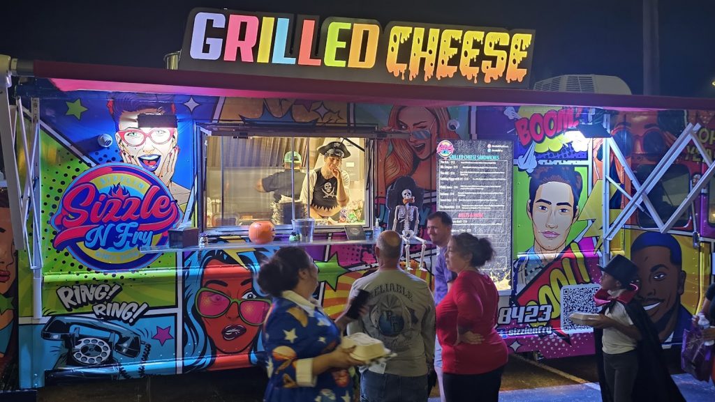 Sizzle N Fry Food Truck in Coconut Creek, FL (2)